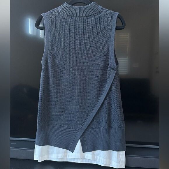 Brochu Walker Gray Sleeveless Sweater with White Hem - Picture 6 of 9